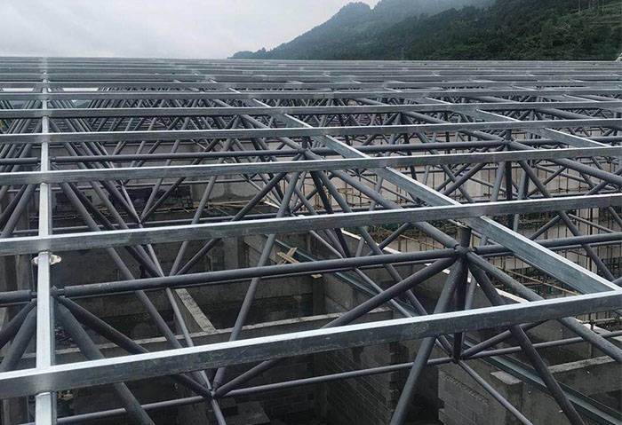 孟州仁怀冠英学校艺体楼网架